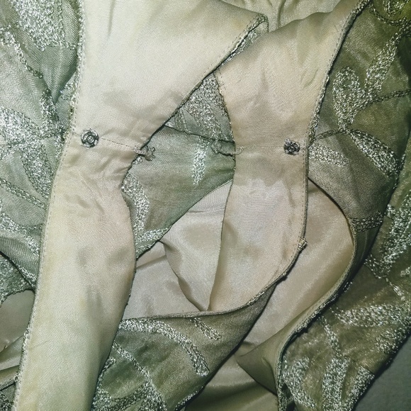 Dana Buchman Luxe evening silver tank top - Picture 7 of 8